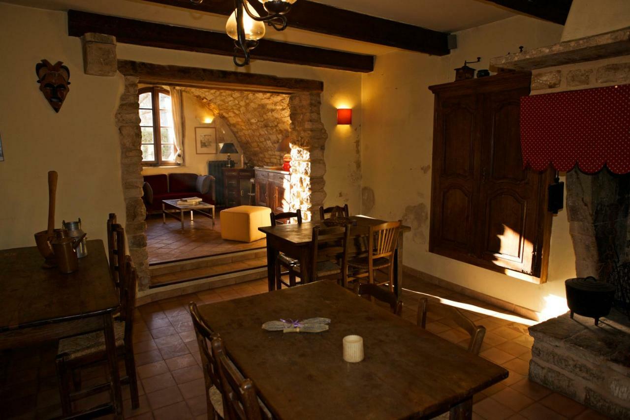Maison De Dame Tartine Issirac Экстерьер фото